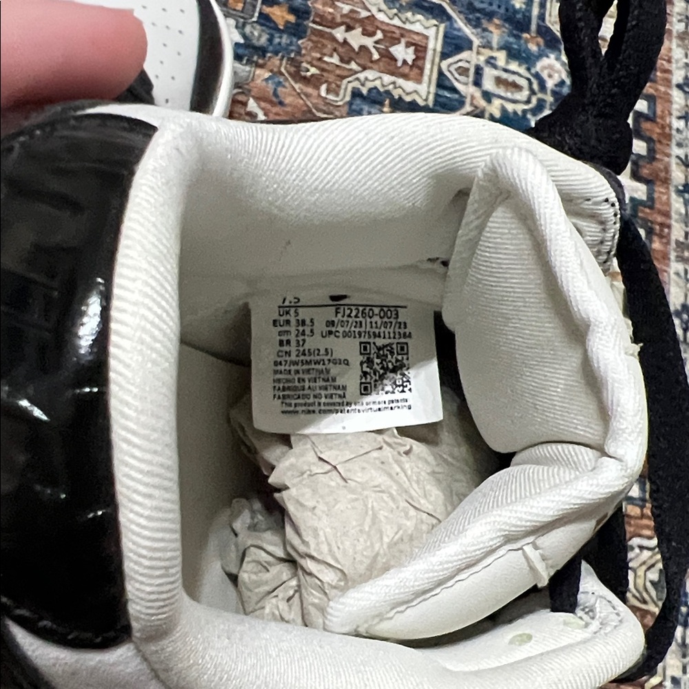 Nike Black and White Dunk Low LX Women’s Sneakers - Picture 7 of 8